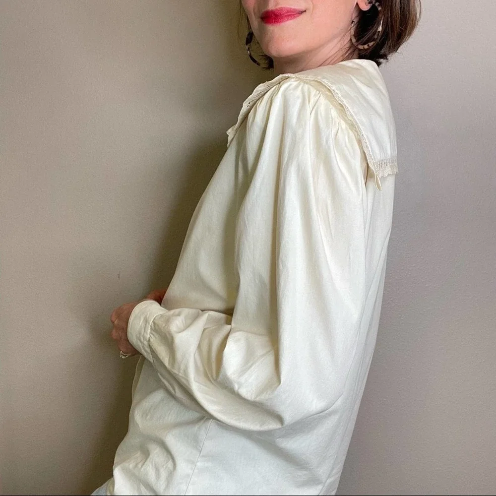 Vintage exaggerated collar embroidered bird lace trimmed button-up blouse cream - Picture 12 of 17